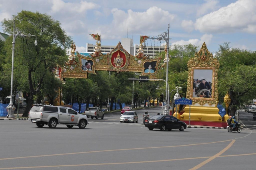 <i><b>Bangkok - Cha Am-18</b></i>